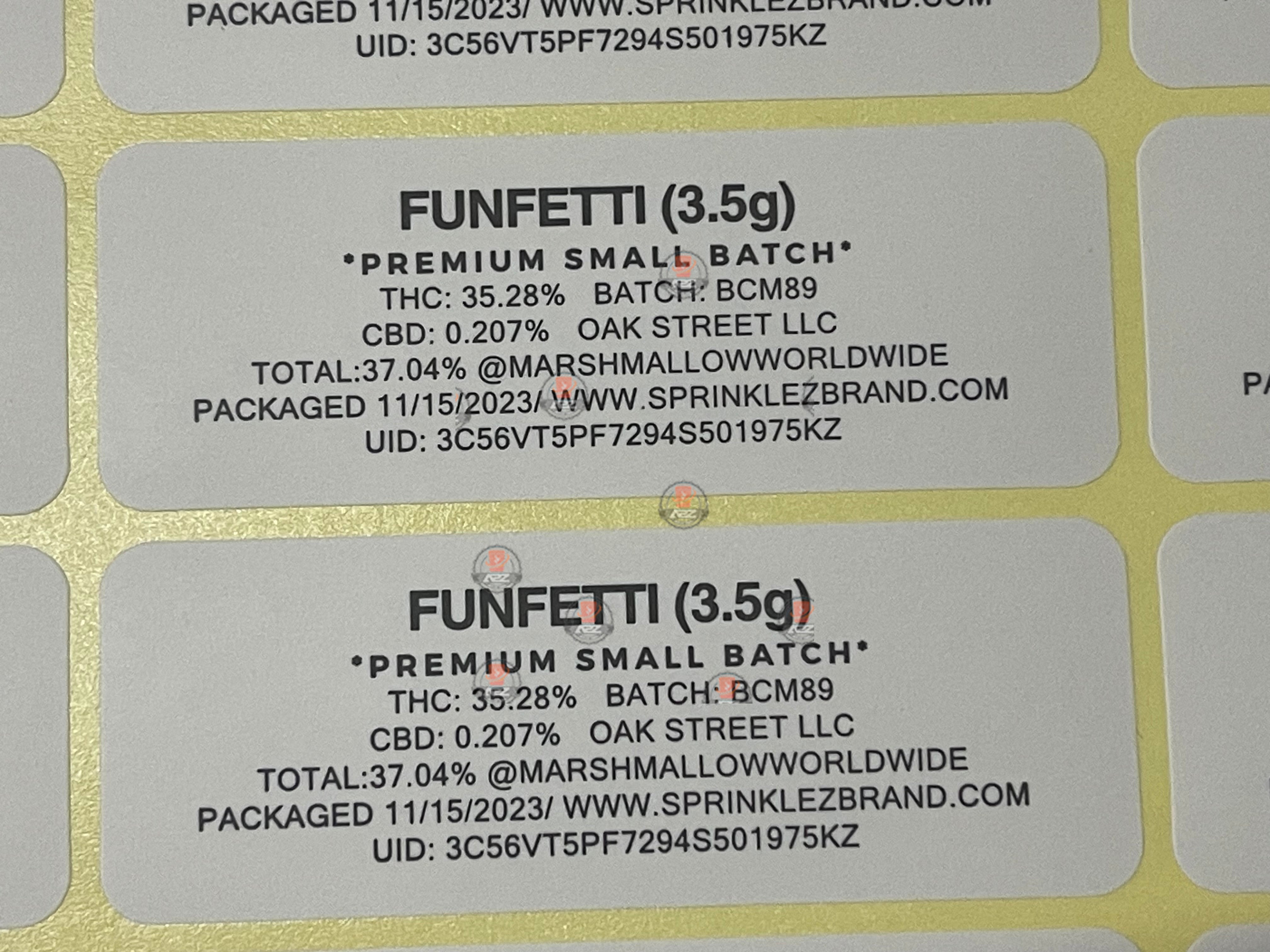 Sprinklez Marshmallow Mylar Bags 3.5g Sticker base Bag -With stickers and labels