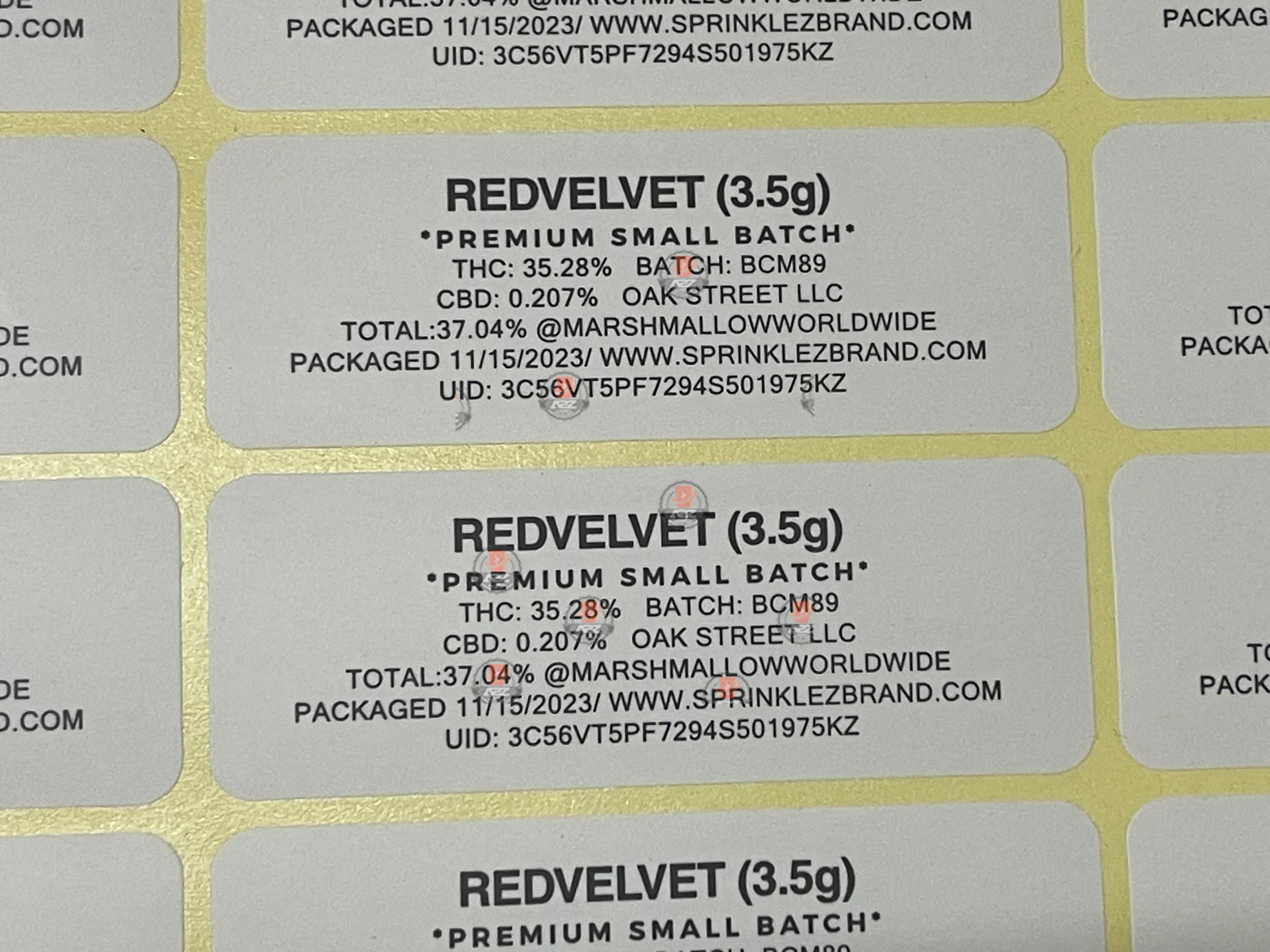 Sprinklez Red Velvet Marshmallow Mylar Bags 3.5g Sticker base Bag -With stickers and labels - Black Unicorn Hub